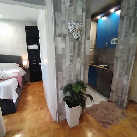 Apartment Mrc Bezanija Zewnętrze zdjęcie